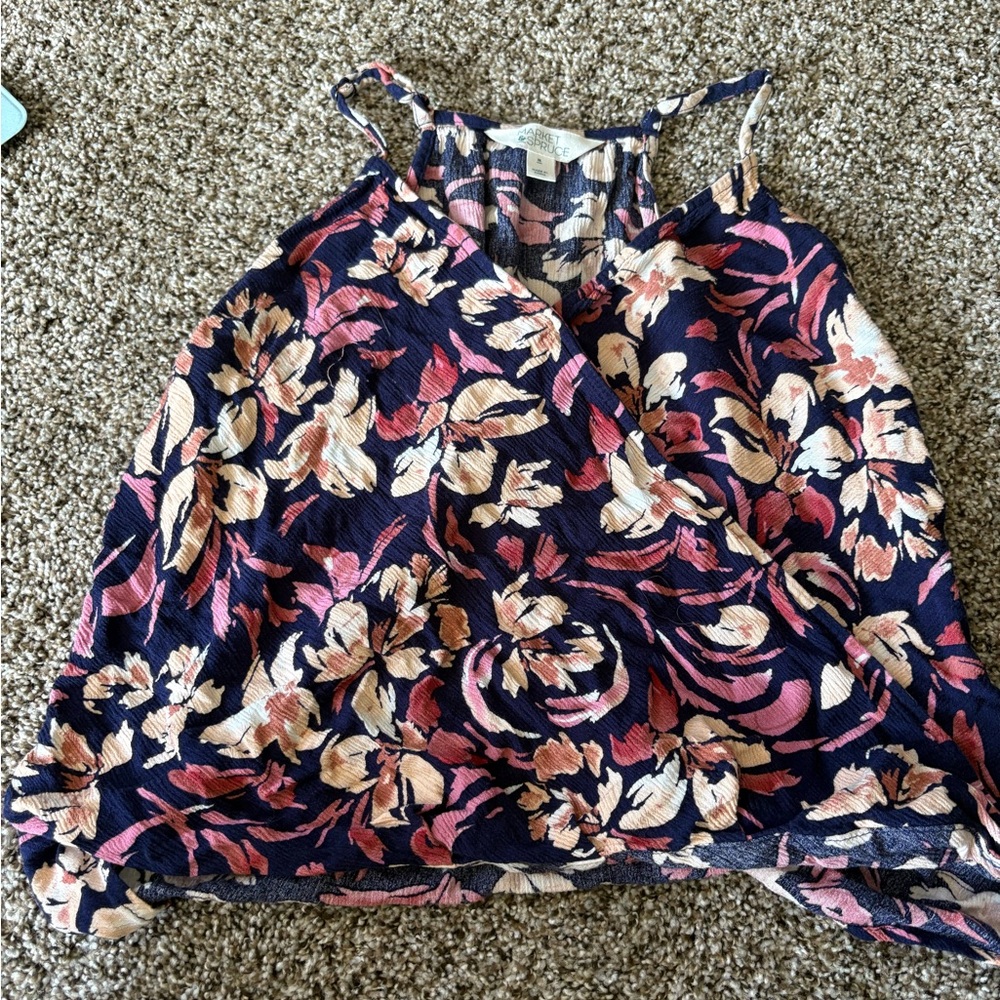 Market & Spruce Navy and Pink Floral Top